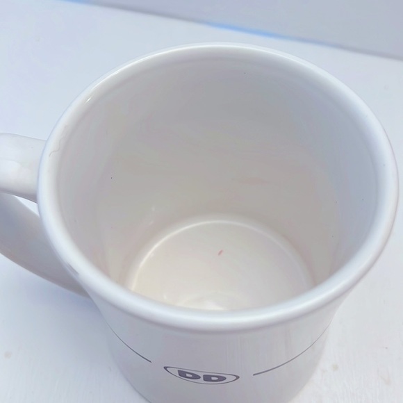 Dunkin’ Donuts DD Coffee Mug 2011 - Picture 2 of 5